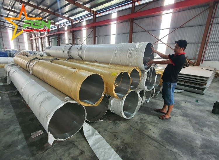 ỐNG ĐÚC INOX CÔNG NGHIỆP 304/304L TIÊU CHUẨN SCH10/SCH 40/ SCH 80...