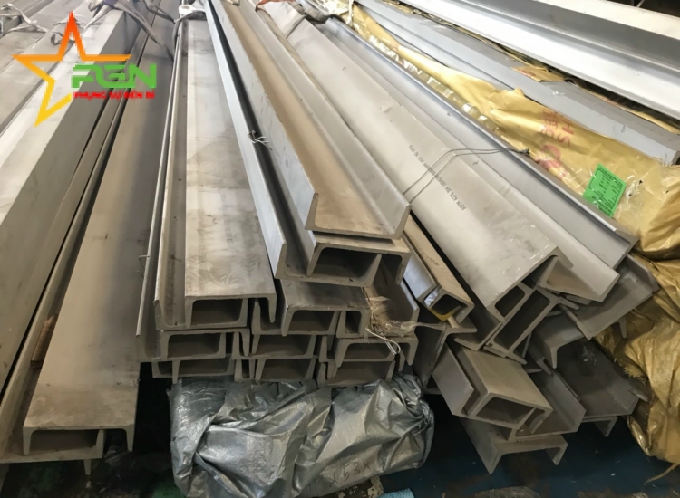 U ĐÚC INOX 304