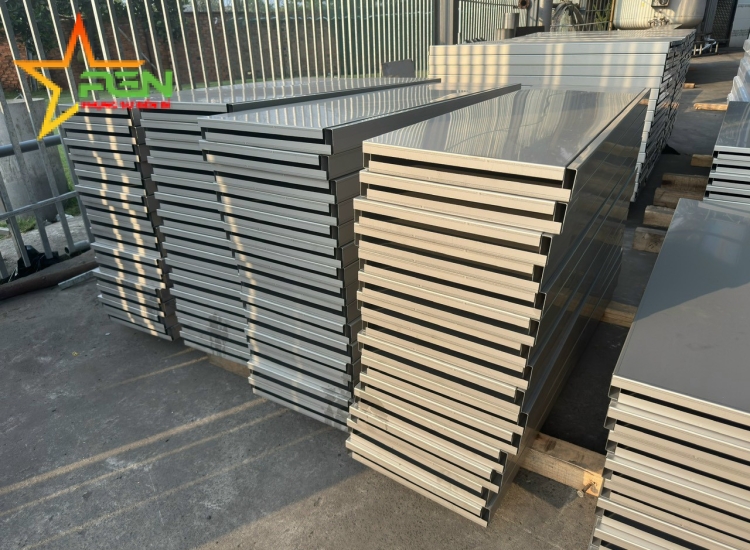 GIA CÔNG INOX CHẶT CHẤN CẮT LASER THEO YÊU CẦU