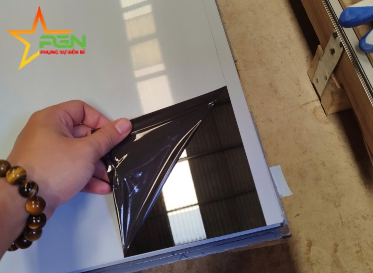 TẤM INOX GƯƠNG ĐEN BÓNG 8K
