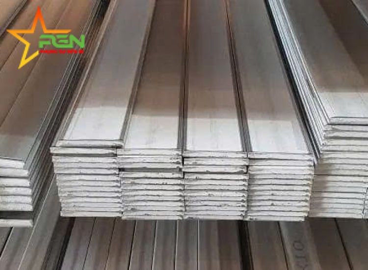 THANH LA ĐÚC 304 SỌC XƯỚC : 40 x 6.0 x 4000/6000MM/HL- LẬP LÀ INOX- Stainless Steel Flat Bar