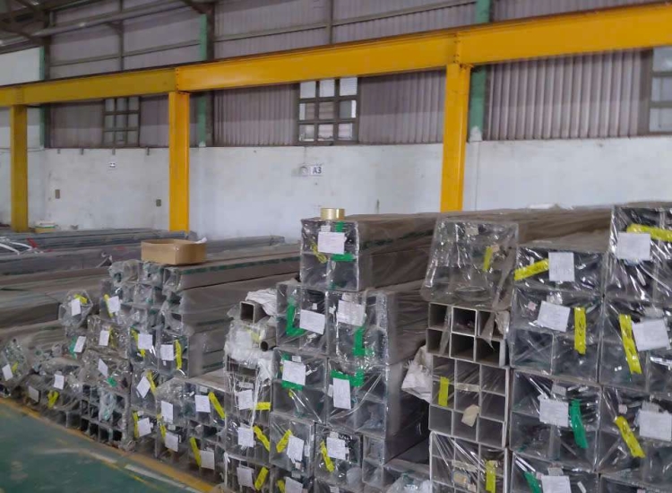 HỘP INOX CHỮ NHẬT 304|316 -  60 x 100 x 4.0 MM